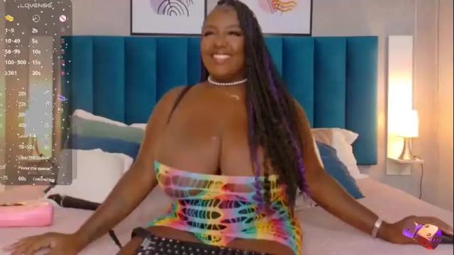 Image 3 of cheneelllorens Stream on Chaturbate on 10 days ago