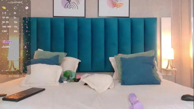 Image 3 of cheneelllorens Stream on Chaturbate on 7 days ago