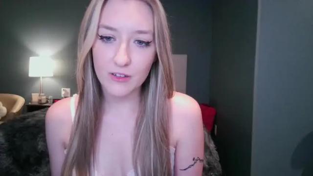 Image 6 of cherie_mochi Stream on Chaturbate on 21 months ago