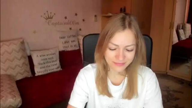 Image 3 of cherish_sia Stream on Chaturbate on 1 month ago