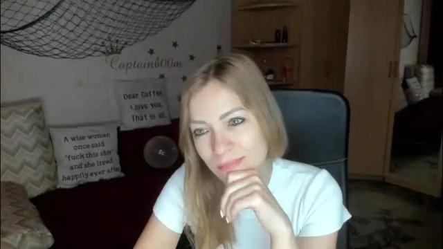 Image 7 of cherish_sia Stream on Chaturbate on 1 month ago