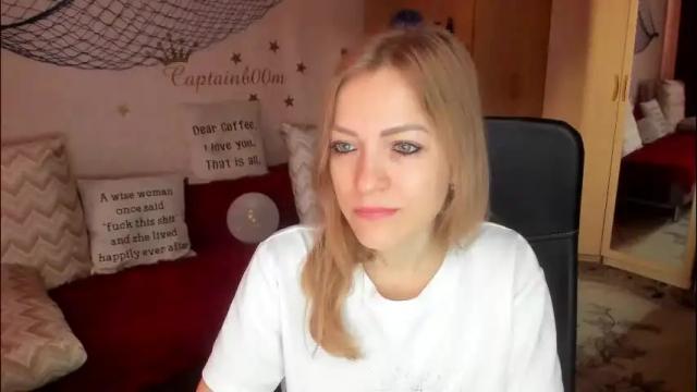 Image 7 of cherish_sia Stream on Chaturbate on 1 month ago