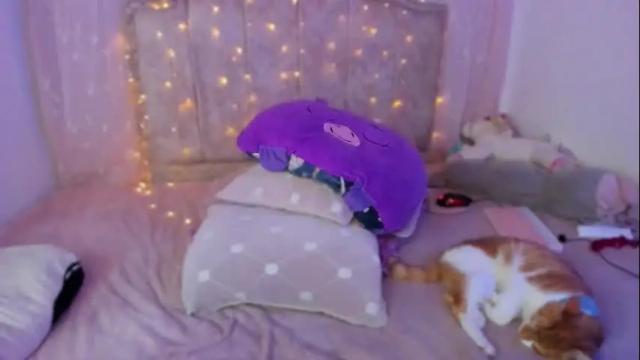 Image 10 of cherries_and_wine_ Stream on Chaturbate on 1 month ago