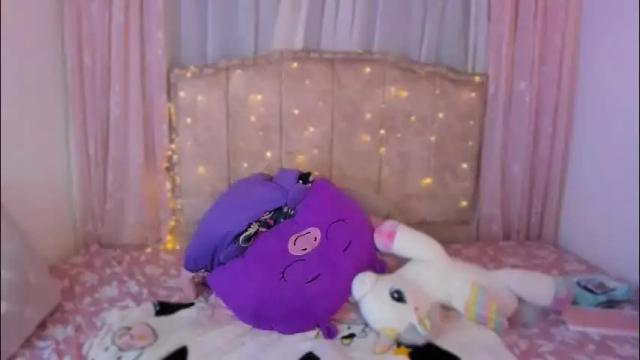 Image 12 of cherries_and_wine_ Stream on Chaturbate on 3 months ago