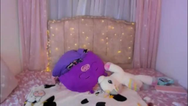 Image 7 of cherries_and_wine_ Stream on Chaturbate on 3 months ago