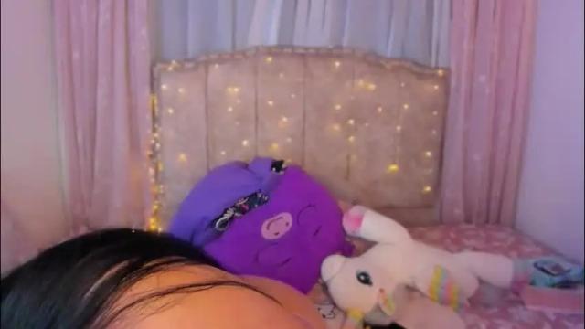 Image 8 of cherries_and_wine_ Stream on Chaturbate on 3 months ago