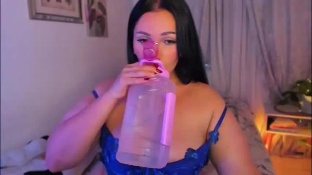 Image 10 of cherries_and_wine_ Stream on Chaturbate on 2 months ago