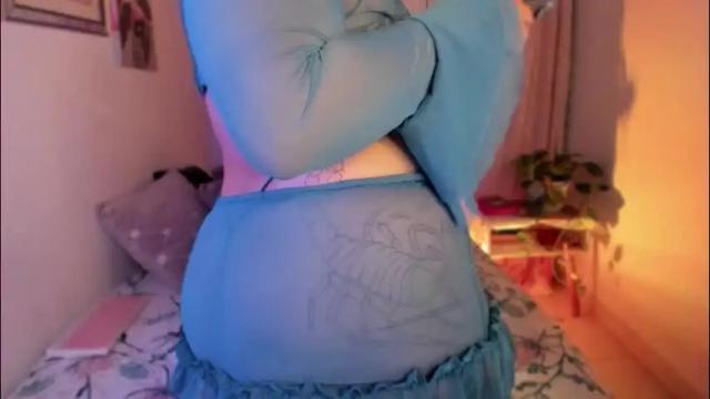 Image 7 of cherries_and_wine_ Stream on Chaturbate on 4 days ago