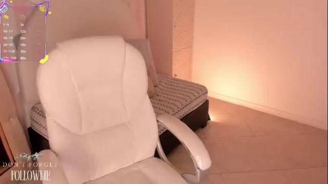 Image 7 of cherry_blond_ Stream on Chaturbate on 1 month ago