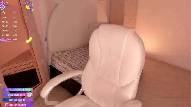 Image 10 of cherry_blond_ Stream on Chaturbate on 9 days ago