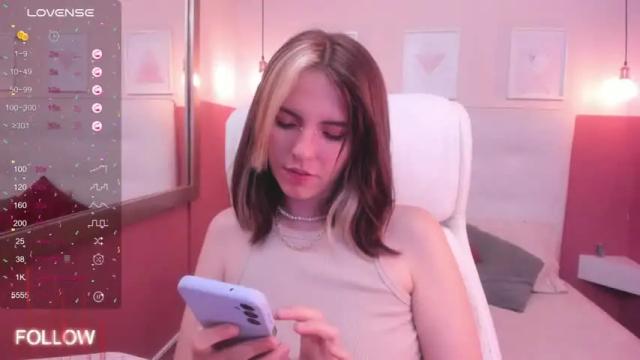 Image 2 of cherry_bom969 Stream on Chaturbate on 15 months ago