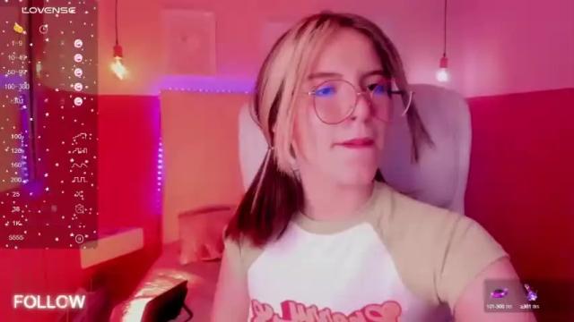 Image 8 of cherry_bom969 Stream on Chaturbate on 14 months ago