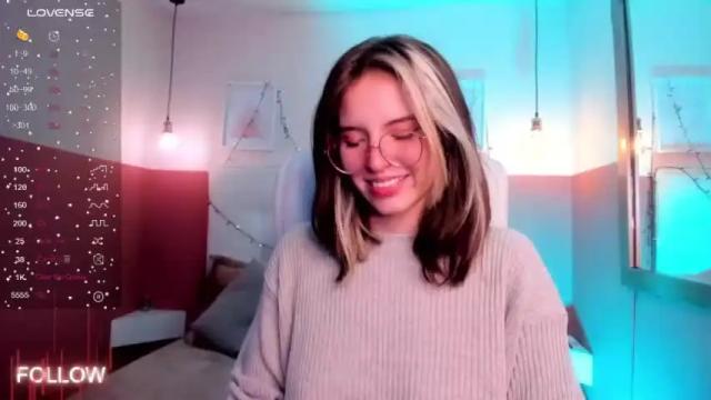 Image 10 of cherry_bom969 Stream on Chaturbate on 14 months ago