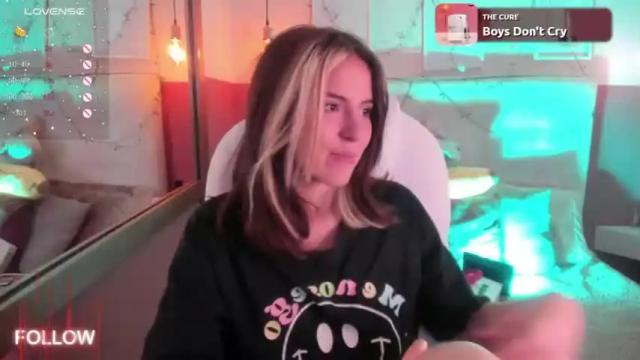 Image 6 of cherry_bom969 Stream on Chaturbate on 13 months ago