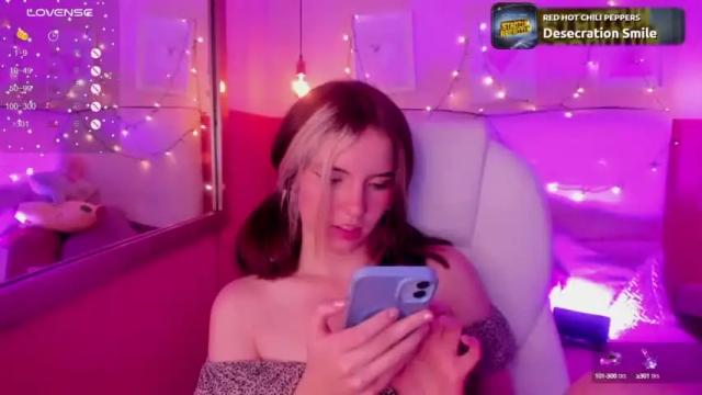 Thumbnail 3, cherry_bom969's Stream at Chaturbate, 13 months ago