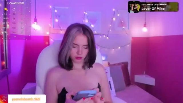 Image 10 of cherry_bom969 Stream on Chaturbate on 13 months ago