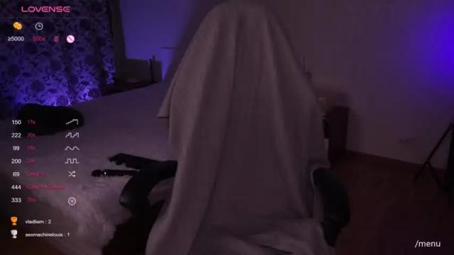 Image 3 of cherry_bombs Stream on Chaturbate on 13 months ago