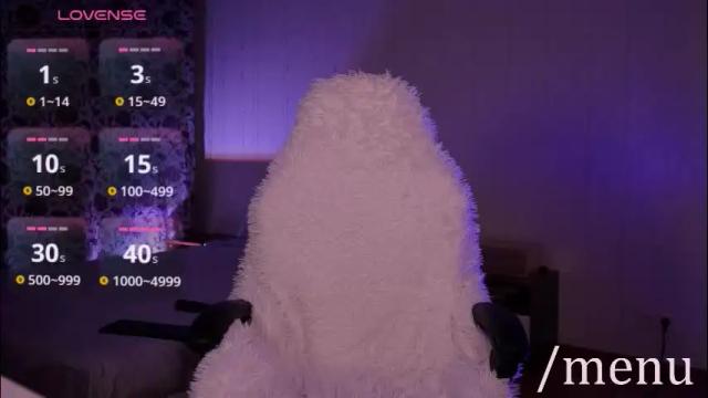 Image 11 of cherry_bombs Stream on Chaturbate on 1 month ago