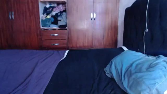 Image 2 of cherry_cam30 Stream on Chaturbate on 16 months ago