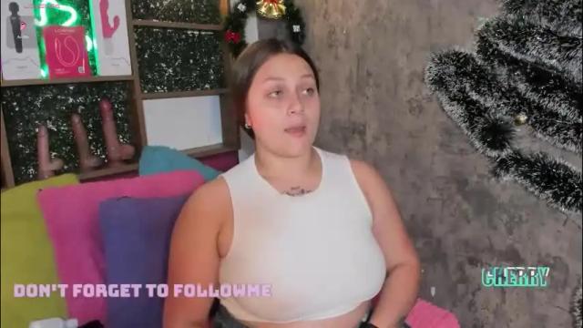 Image 2 of cherry_copper Stream on Chaturbate on 1 month ago