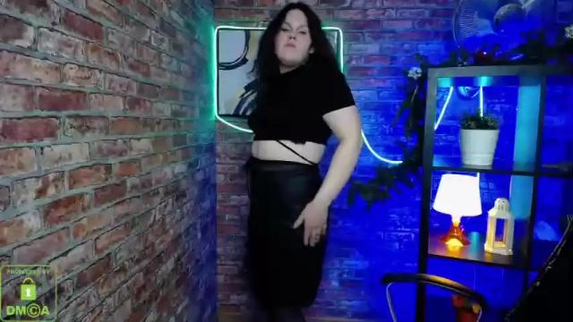 Image 2 of cherry_divel Stream on Chaturbate on 16 months ago