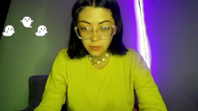 Image 4 of cherry_es Stream on Chaturbate on 19 months ago