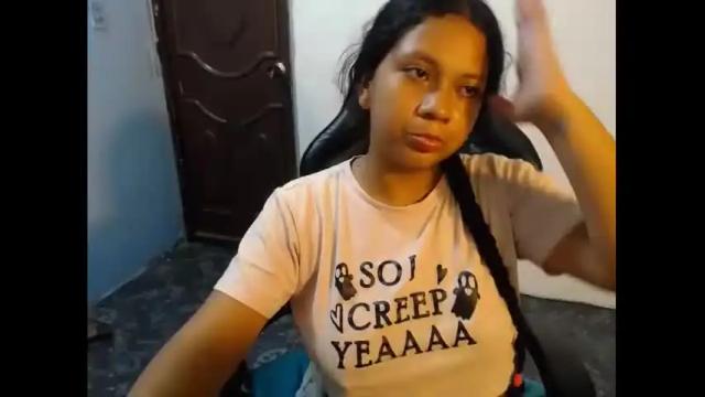 Image 2 of cherry_hot17 Stream on Chaturbate on 13 months ago