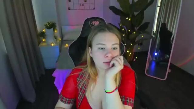 Image 4 of cherry_jane__ Stream on Chaturbate on 19 months ago