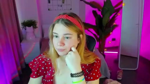 Image 7 of cherry_jane__ Stream on Chaturbate on 18 months ago