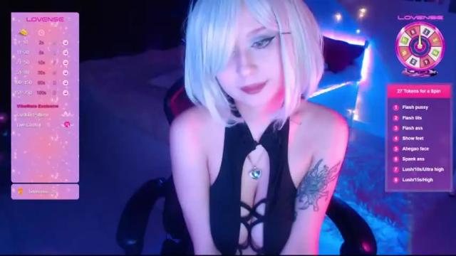 Image 2 of cherry_milkxx Stream on Chaturbate on 15 months ago