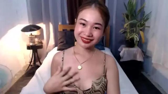 Image 12 of cherry_red24 Stream on Chaturbate on 17 months ago