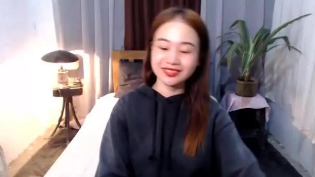 Image 11 of cherry_red24 Stream on Chaturbate on 16 months ago