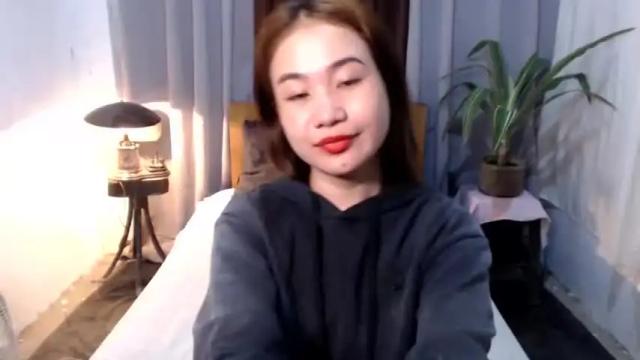 Image 8 of cherry_red24 Stream on Chaturbate on 16 months ago