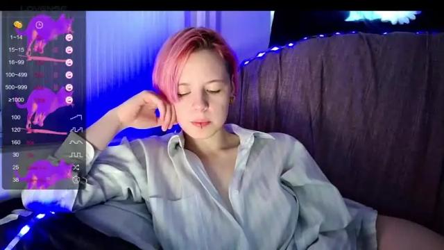 Image 3 of cherry_shine0 Stream on Chaturbate on 18 months ago