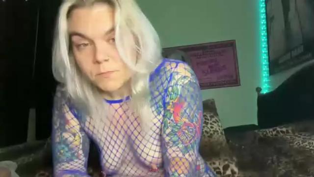 Image 12 of cherryb0mbb0mb Stream on Chaturbate on 15 months ago