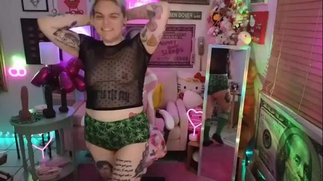 Image 4 of cherryb0mbb0mb Stream on Chaturbate on 7 days ago