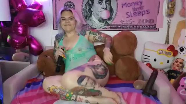 Image 11 of cherryb0mbb0mb Stream on Chaturbate on 29 days ago