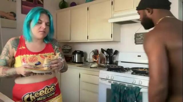 Thumbnail 2, cherryb0mbb0mb's Stream at Chaturbate, 1 month ago