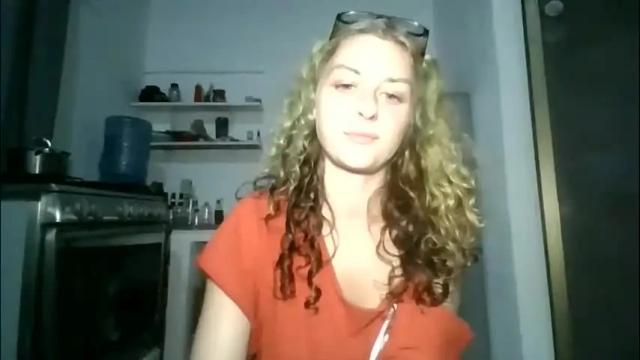 Image 4 of cherryblushxo Stream on Chaturbate on 24 days ago