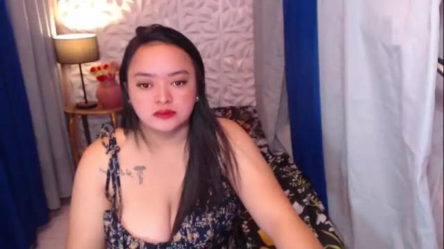 Image 4 of cherrybombshells Stream on Chaturbate on 15 months ago