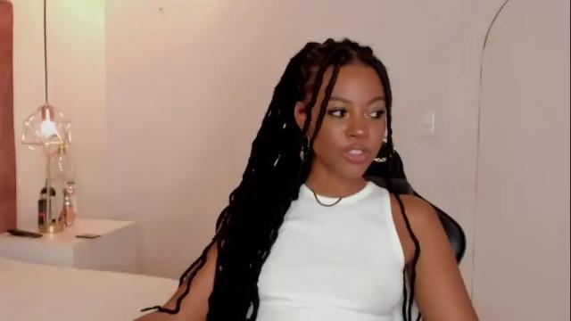 Image 11 of cherrybr_ Stream on Chaturbate on 15 days ago