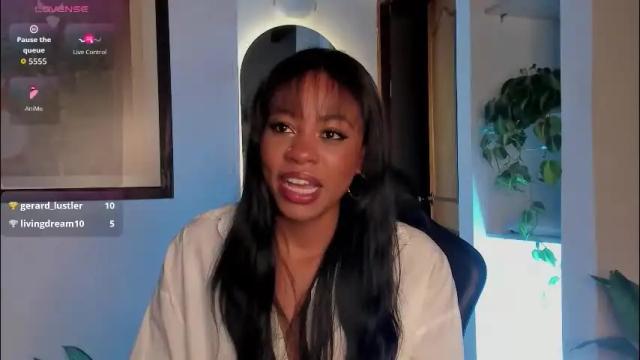 Image 12 of cherrybr_ Stream on Chaturbate on 1 month ago