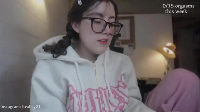 Image 3 of cherrybunny21 Stream on Chaturbate on 26 days ago