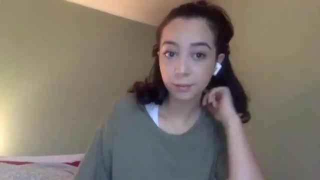Image 6 of cherrychapsticc Stream on Chaturbate on 16 months ago