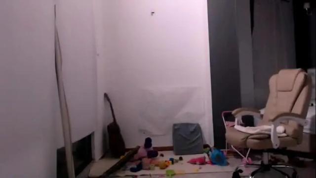 Image 10 of cherrycoloured Stream on Chaturbate on 17 days ago
