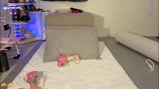 Image 2 of cherrycreme Stream on Chaturbate on 1 month ago