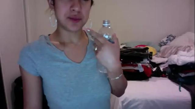 Image 3 of cherrylovely1 Stream on Chaturbate on 16 months ago