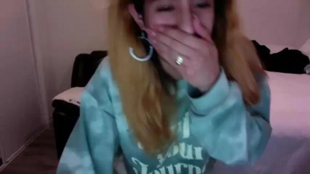 Image 10 of cherrylovely1 Stream on Chaturbate on 16 months ago