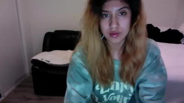 Image 8 of cherrylovely1 Stream on Chaturbate on 16 months ago