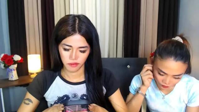 Image 2 of cherrymaegray Stream on Chaturbate on 15 months ago